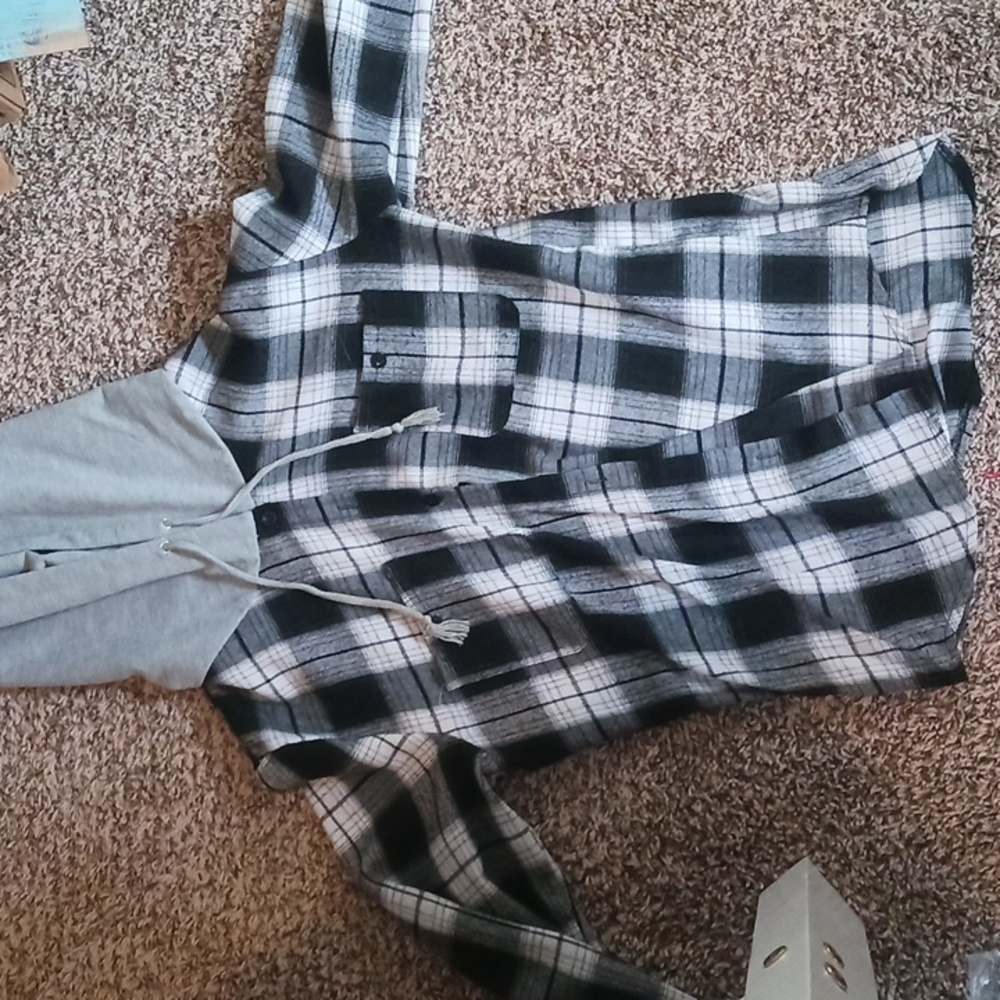 Adult medium black and white hooded flannel